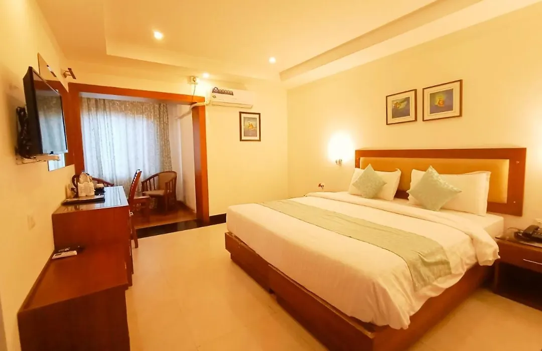 Hill Palace Hotel & Spa-1